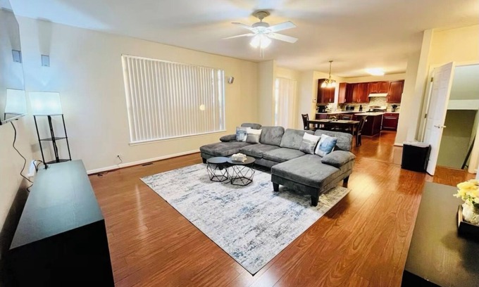 Aurora Haus | Showstopper: 5 BR+, 3.5BA