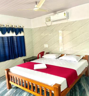 Murudeshwara Kabine | Shri Eshwari Homestay Murdeshwar