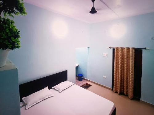 Ayodhya Haus | Shri Ramesht Paying Guest House, Ayodhya Dham, India