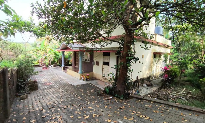 Adyar Haus | Shristi Homestay