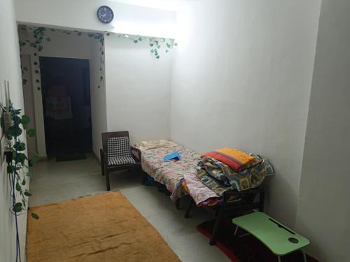 Sabarmati Haus | Siddhi chakra - Only Family Rooms on Monthly Basis rooms in Home Apartment