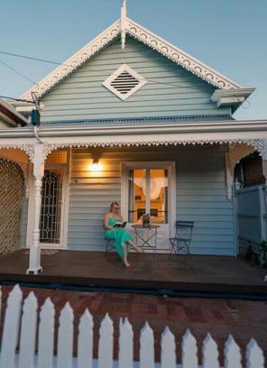 Semaphore Haus | Signal Cottage close to beach and Semaphore Road