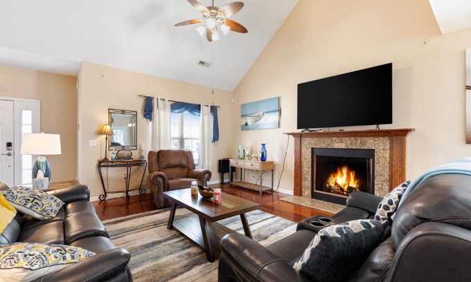Socastee Haus | Silver Fox Landing