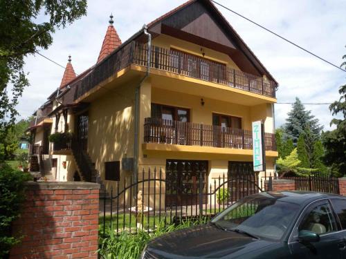 Siofok Haus | Sio-LÁZÁR