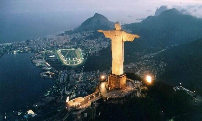 Mendes Haus | Site with 4 chalets, games room, sauna, swimming pool, barbecue, wine cellar.