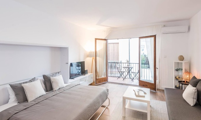 Sitges Town Center Wohnung | Sitges Spaces Deluxe Center Studio-Modern and centrally located!