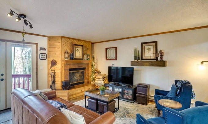 Brian Head Eigentumswohnung | Ski-In, Ski-Out Brian Head Condo w/ Fireplace!