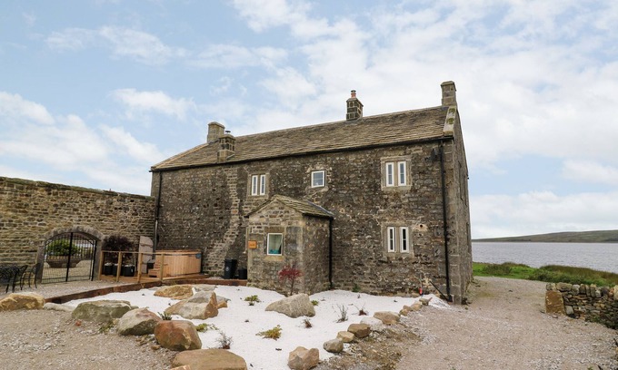 Lofthouse Hütte | SKYFELL, pet friendly, luxury holiday cottage in Appletreewick