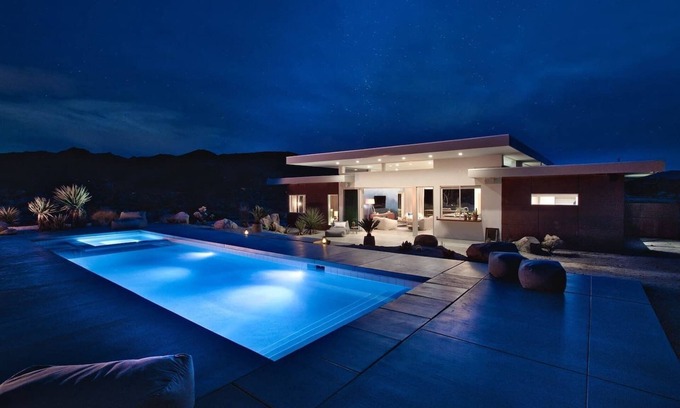 Joshua Tree Haus | Architektonische Villa mit Pool auf privatem Anwesen in Joshua Tree