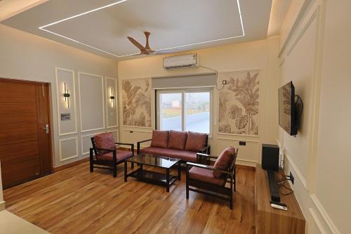 Dehradun Wohnung | Skylight Suites