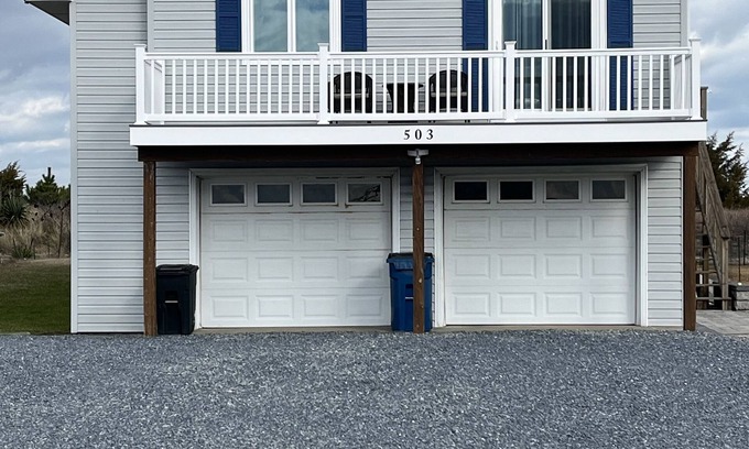 Slaughter Beach Haus | Slaughter Beach Renovated 2023 Wonderful Views Beach Front, Fenced area for Pets