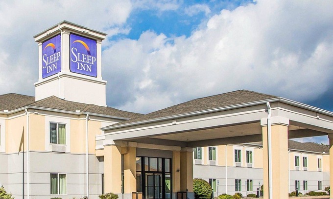Wisconsin Rapids Hotel | Sleep Inn And Suites