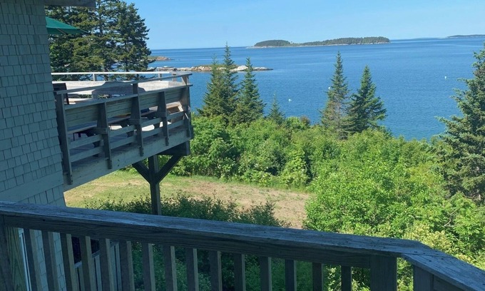 Phippsburg Haus | Small Point Harbor property with beach access
