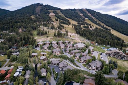 Jackson Kabine | Snow King Resort Luxury Condominiums