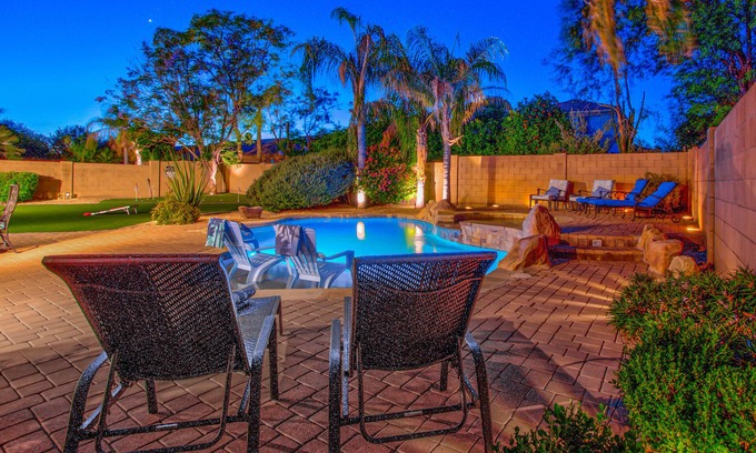 Arabian Crest Villa | Snowbird-friendly home with private pool, hot tub, AC, pool table & grill
