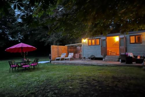 Alkborough Haus | Snowdrop Lodge