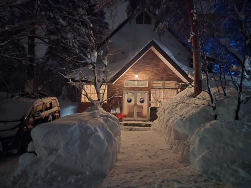 Hokujo Kabine | snowhere ski lodge