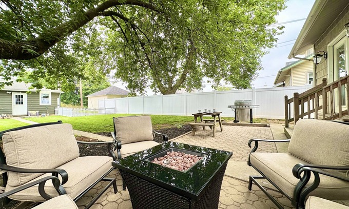 Palmyra Haus | So Close You Can Almost Smell The Chocolate!