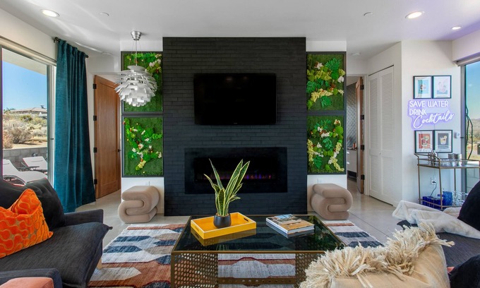 Joshua Tree Haus | SO GORGEOUS! Luxurious Home w/HOT Tub & Views!!!