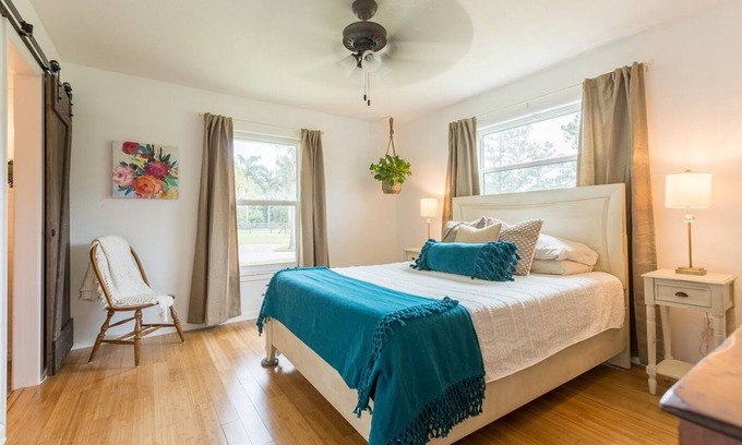 Jupiter Farms Haus | Nehmen Sie Sunny FL Vibes in diesem Rad Ranch House auf