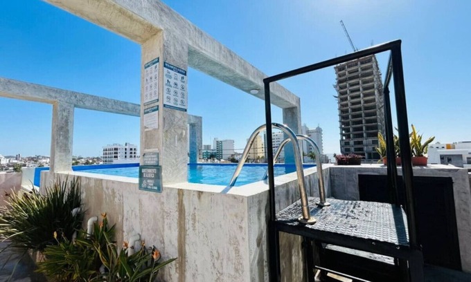 Ferrocarrilera Wohnung | Soho 3 B one block from the beach