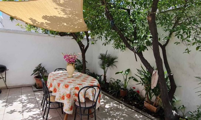 Santa Maria al Bagno Haus | Solution with private garden 150m from the beach.