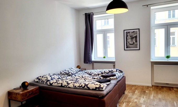 Favoriten Wohnung | Sonniges Apartment mit Balkon