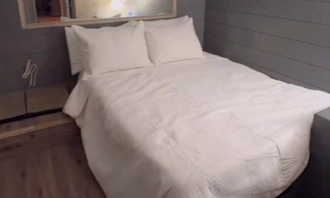 Camarillo Haus | Soothing RV with WiFi in charming Camarillo