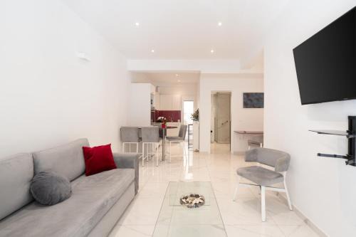 Pangrati Wohnung | Sophisticated Modern Apt in Athens center
