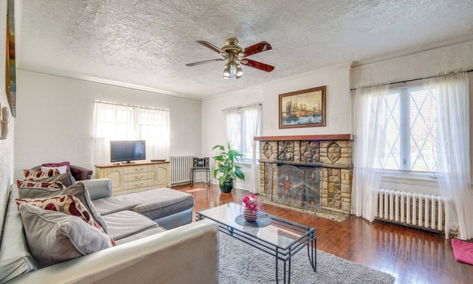 Cleveland Heights Wohnung | South Euclid Apt < 10 Mi to Downtown Cleveland!