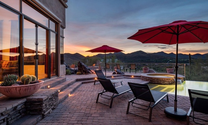 Miramonte Haus | 4 Schlafzimmer, 3 Badezimmer, bis zu 8 Gäste, 3.500 qm