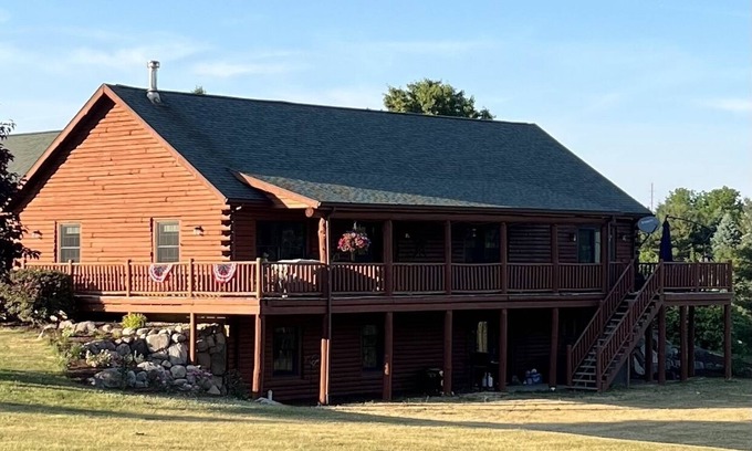 Plainwell Kabine | Southwest Michigan log cabin