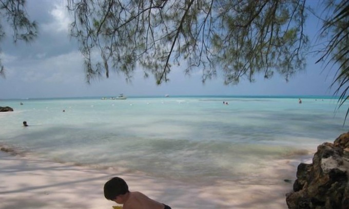 Rum Point Eigentumswohnung | Beachfront - Retreat am Rum Point - 7. Nacht gratis bis 31. August