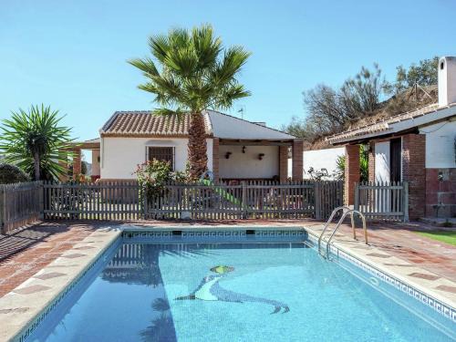 Antequera Haus | Spacious Cottage with Pool