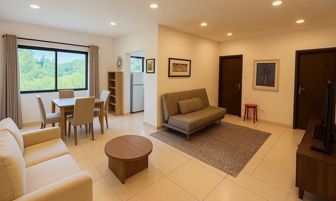 Asuncion Wohnung | Spacious -1 bedroom apartment in serene Asunción with WiFi, AC