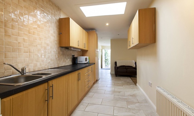 Inchicore Hütte | Geräumige 2-Bett, 2 Bäder, Kilmainham, Dublin 8 mit Parkplatz und WiFi.