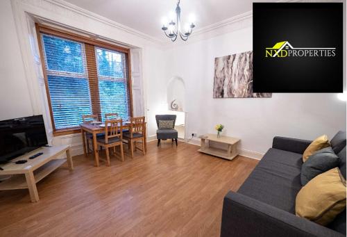 Glenisla Wohnung | ☆ Spacious 2 Bed flat, Close to University ☆