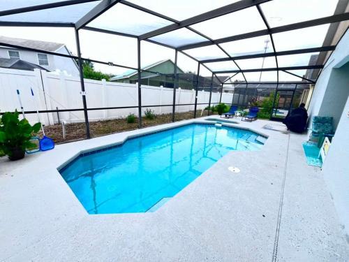 Sunset Ridge Haus | Spacious 2 en-suite BR, heated pool & spa retreat