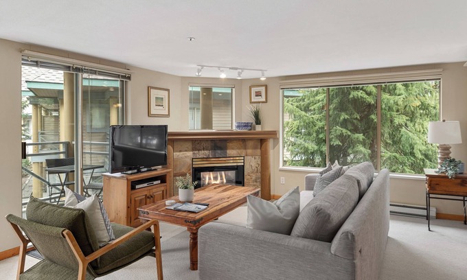 Village North Haus | Spacious 2BR | Steps from Village | Free Parking | Managed By Aloha Whistler