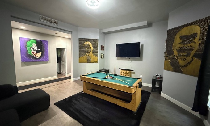 Lawrenceville Haus | Spacious 2BR Suite + Pool Table InPatio + Private