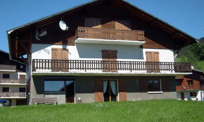 Cohennoz Wohnung | Appartement familial près des pistes : 8 pers, 3 ch., terrasse, parking, animaux acceptés