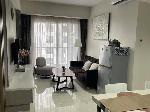Tangerang Wohnung | Spacious 3 BR Apt MTown Signature Gading Serpong