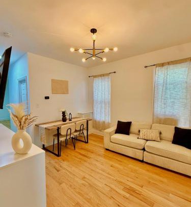 Weequahic Wohnung | Spacious 3BR Apartment - 12min Newark Airport -Near NYC & Malls