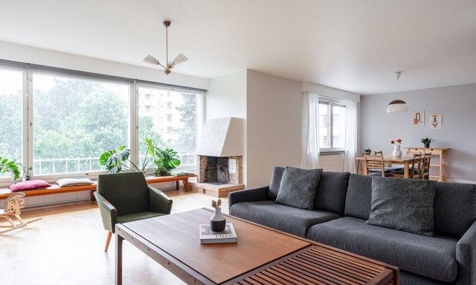 Tampere Wohnung | Spacious 3BR Historical 120m2 Apartment in Kaleva