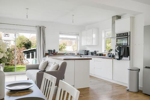 Chelmsford Haus | Spacious 4 Bed Detached Home I Sleeps 8-10