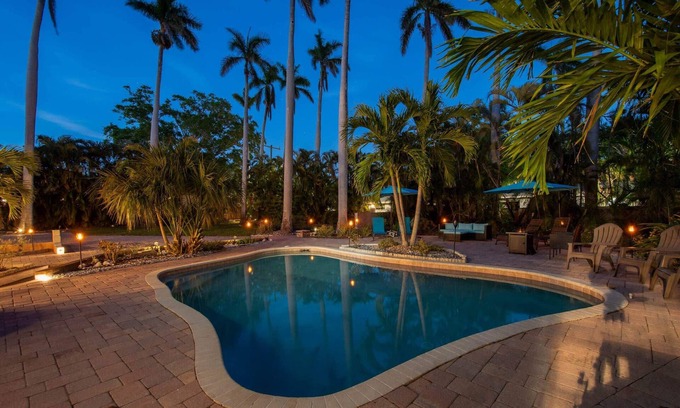 Bradenton Haus | Spacious 4BR, Pool, 8 miles to AMI