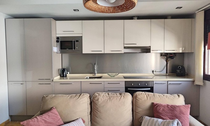 Valdeolleros Wohnung | Spacious and modern apartment Lorenzo Ferreira