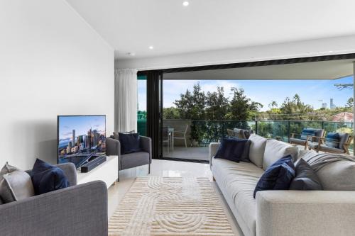 Bulimba Wohnung | Spacious and Superb 3-bed Apartment