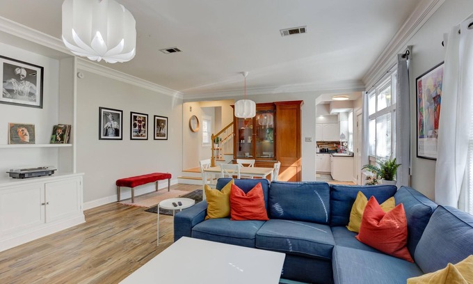 Central Gardens Hütte | Spacious & Bright Cottage in Beautiful, Safe Midtown - 2 Miles from Beale Street