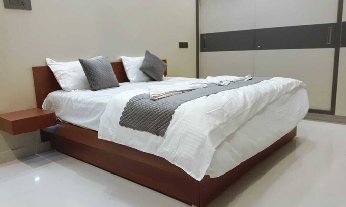 Tirupati Haus | Spacious building in charming Tirupati with AC, WiFi , Hot water and Lift
